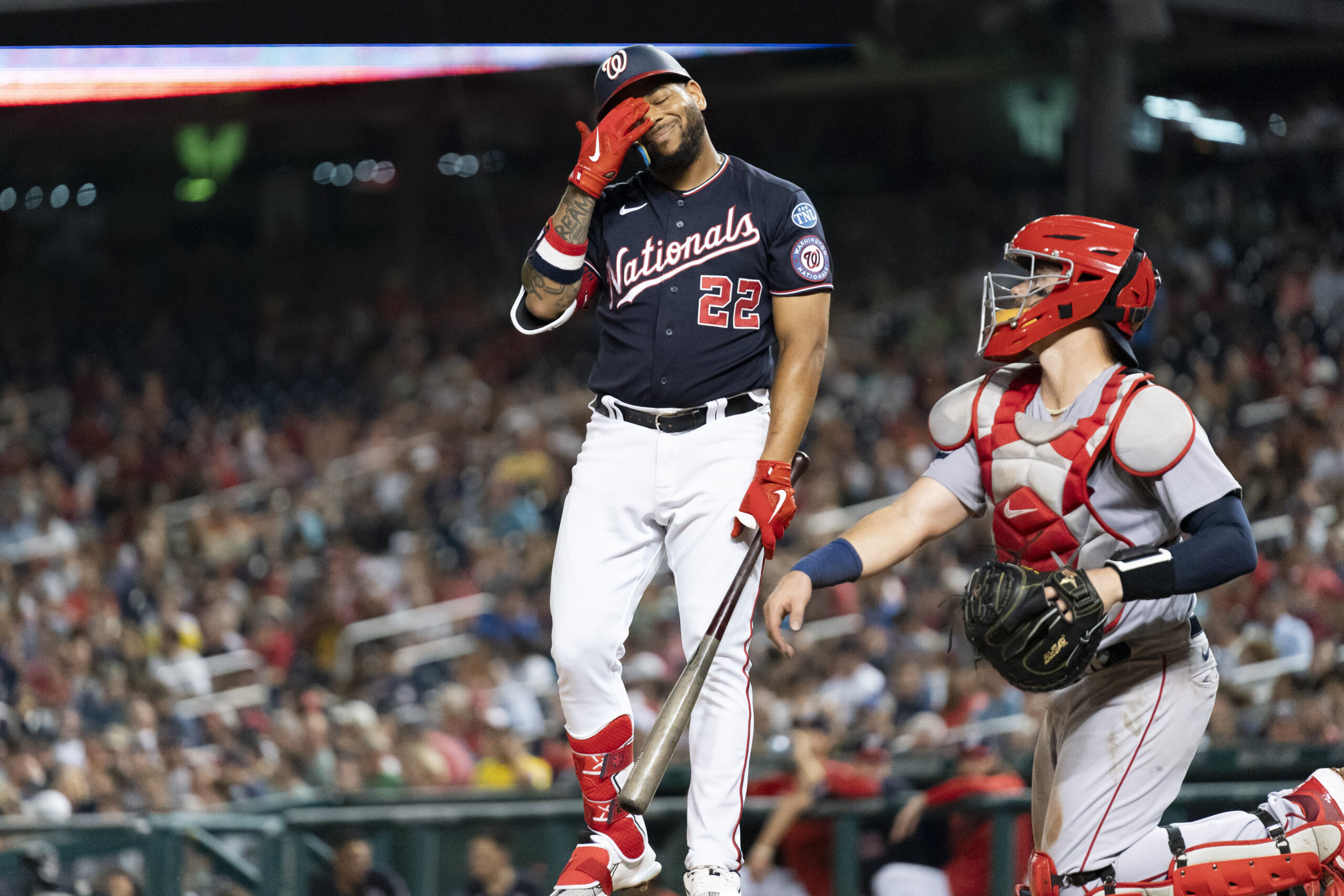 Story leads Red Sox against the Nationals