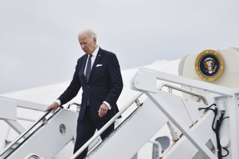 Biden goes west for his second vacation of the month