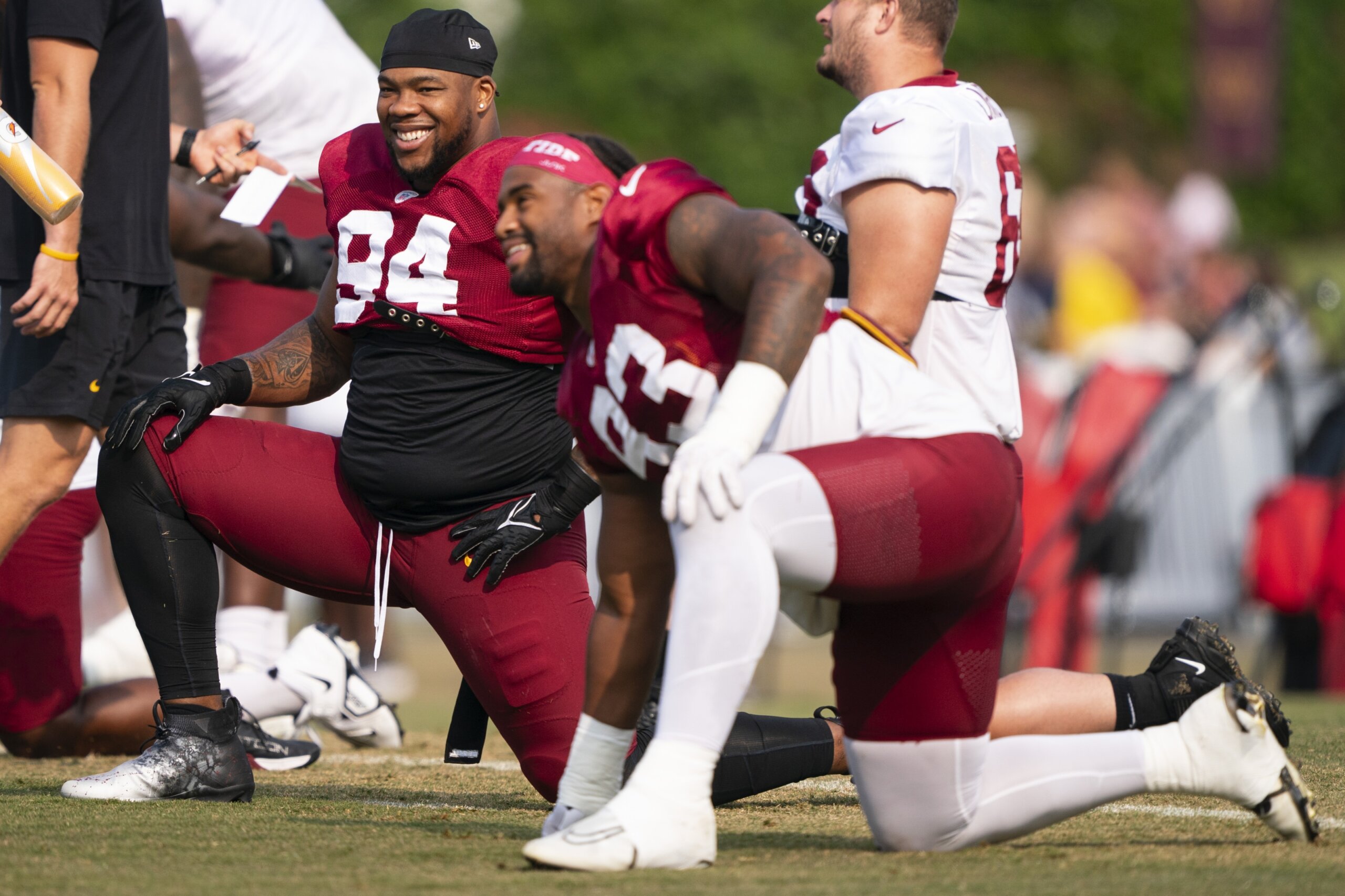 Washington Commanders defensive tackle Daron Payne warms up before a  preseason NFL football game against the Baltimore Ravens, Saturday, Aug.  27, 2022, in Baltimore. (AP Photo/Julio Cortez Stock Photo - Alamy