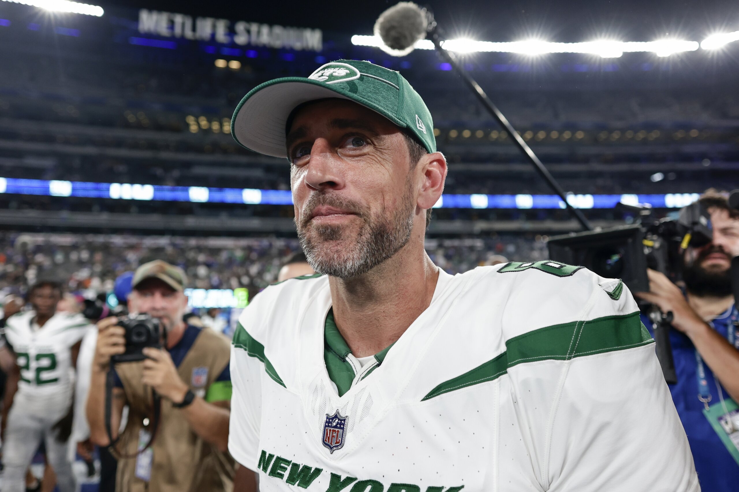 How Jets' vibes have shifted for fans with Aaron Rodgers