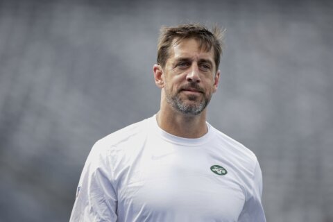 Aaron Rodgers gets 'butterflies,' too. How does the Jets QB handle the pressure of the spotlight?