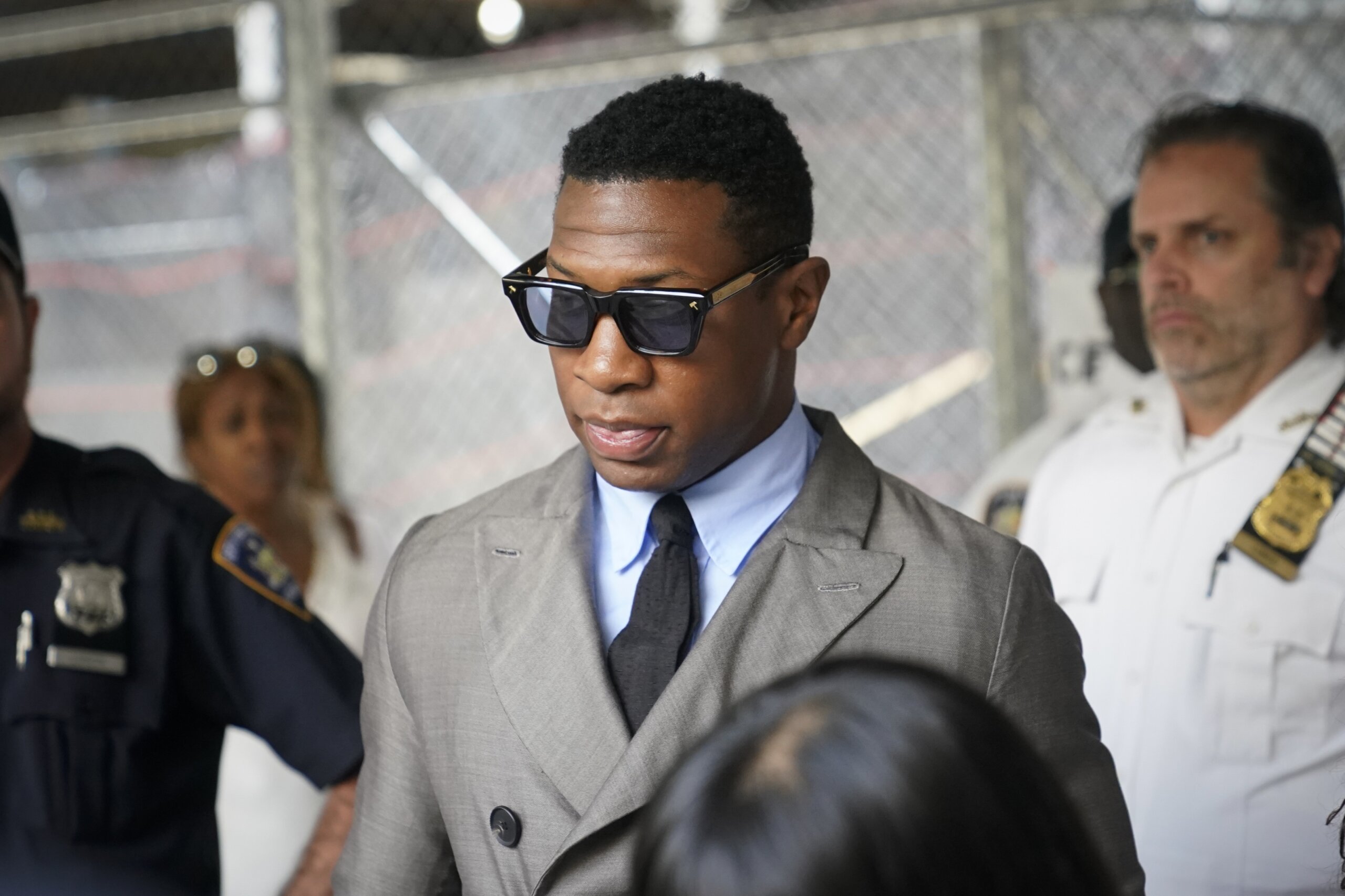 Actor Jonathan Majors appears in court as jury selection begins in New ...