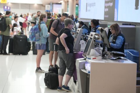 Squeezing in one last summer trip over Labor Day weekend? Expect crowded airports and full flights