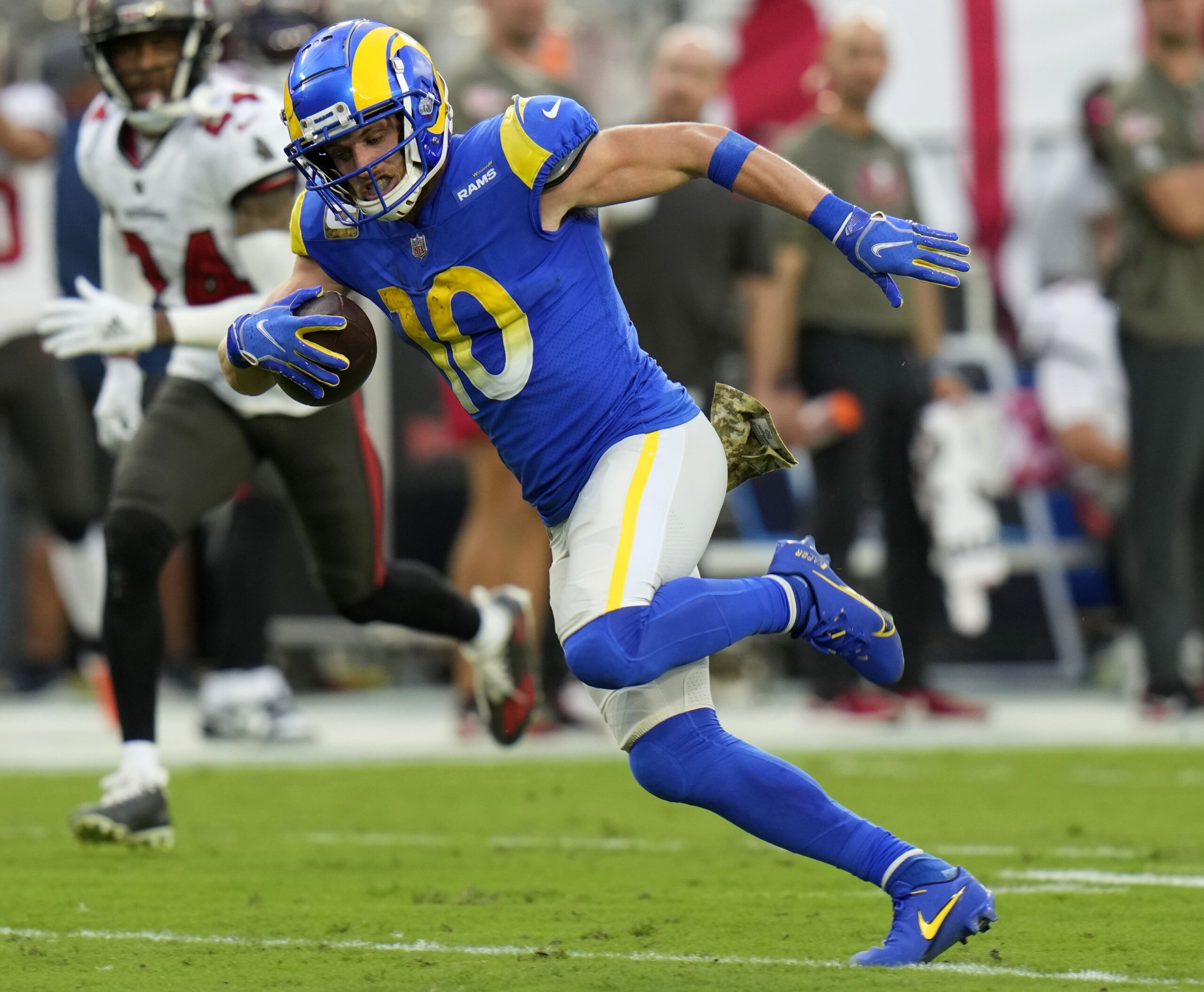 Cooper Kupp leaves Rams' training camp practice with hamstring