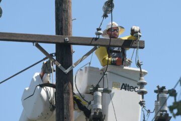 "For the general safety of the public, just stay away from the wires and infrastructure that's down, be patient. Stay away from it, you never know," said Dane Merkel, the senior manager for utility training at Pepco.