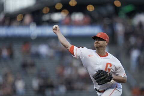 Reds' Steer breaks up no-hit bid by Giants' Cobb with 2-out double in 9th inning