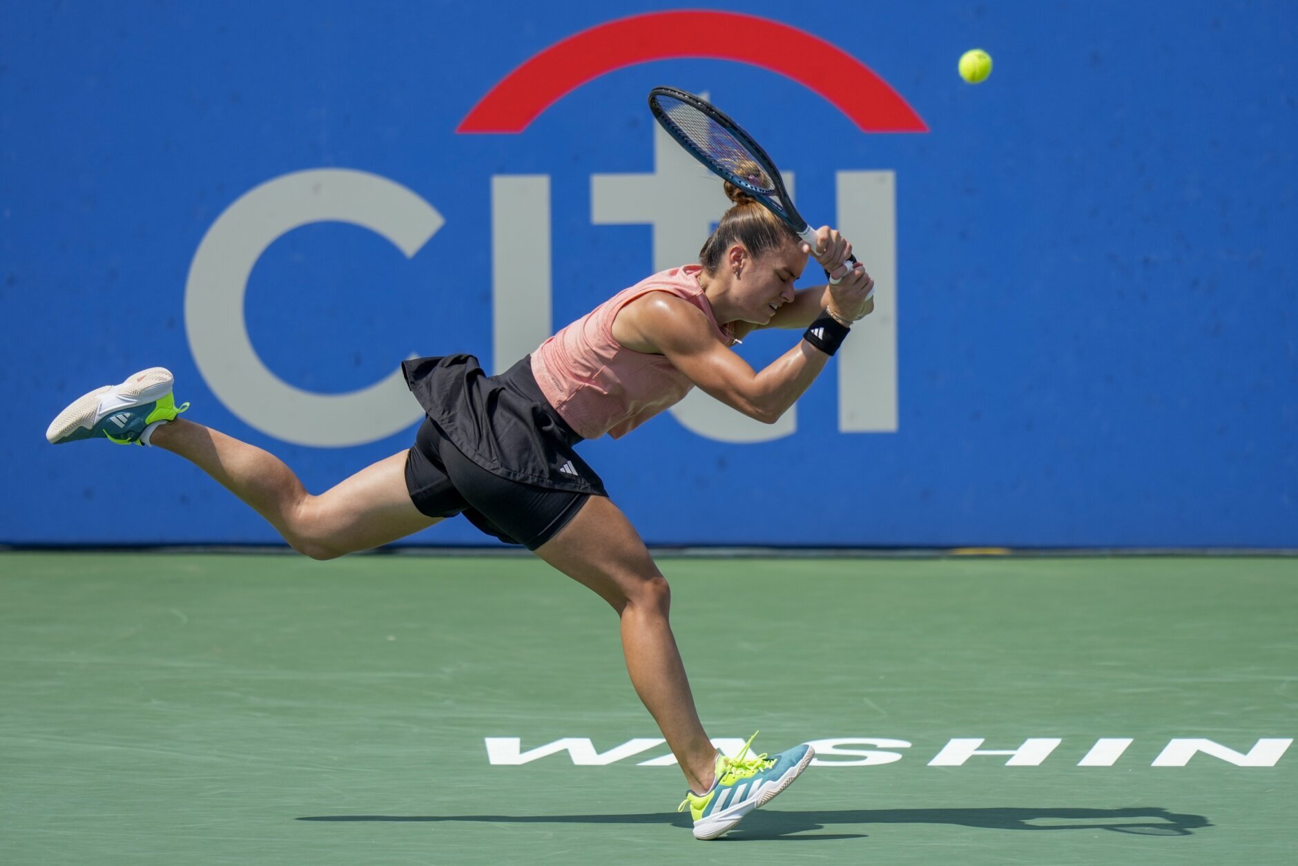 Gauff defeats Sakkari in DC Open for her 4th WTA singles title
