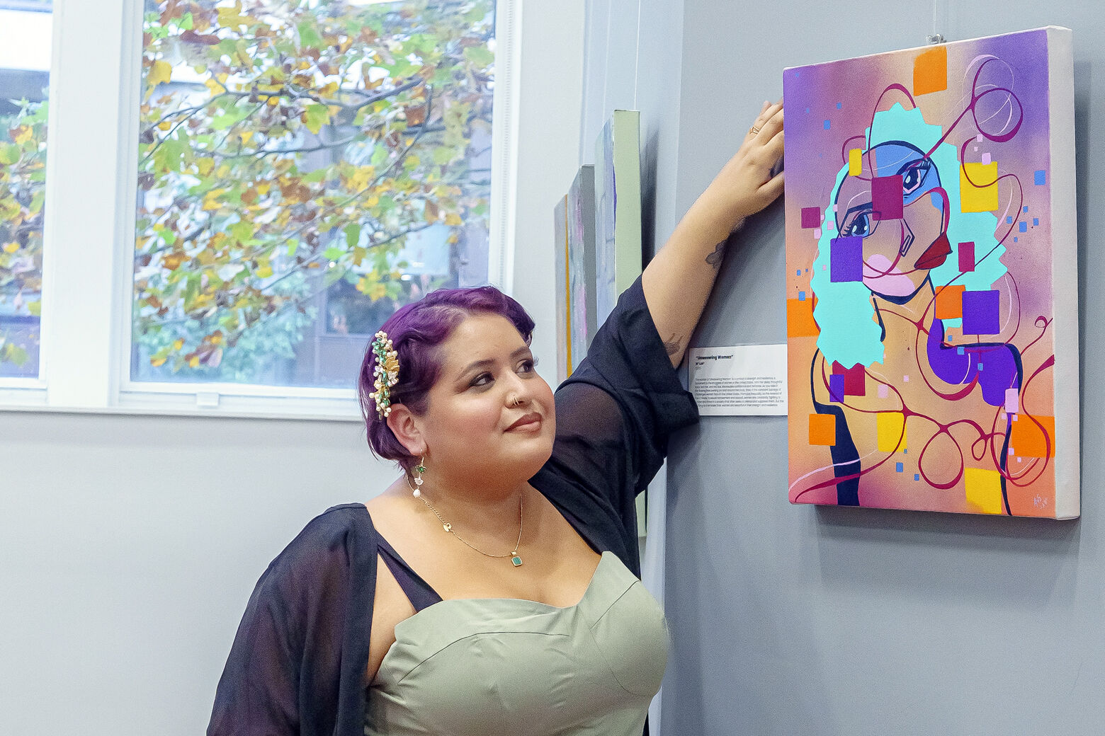 华盛顿特区艺术家的画作被盗，但她拒绝报警