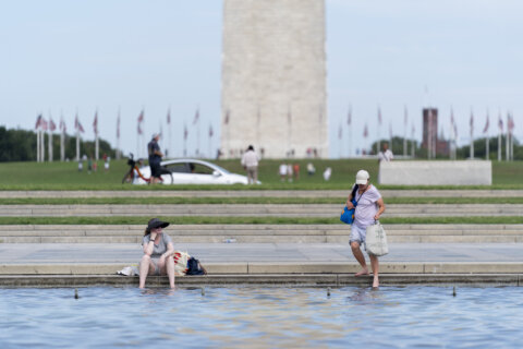 Dulles hits 100 degrees — 1st time ever recorded in September