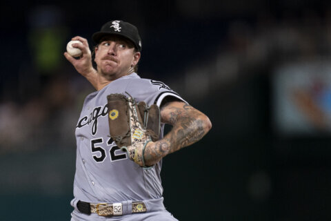 Mike Clevinger pitches a 6-hitter as the White Sox beat the Nationals 6-1