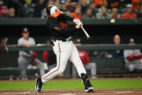 Orioles lower their magic number in the AL East to 1 with a 5-1 victory over the Nationals
