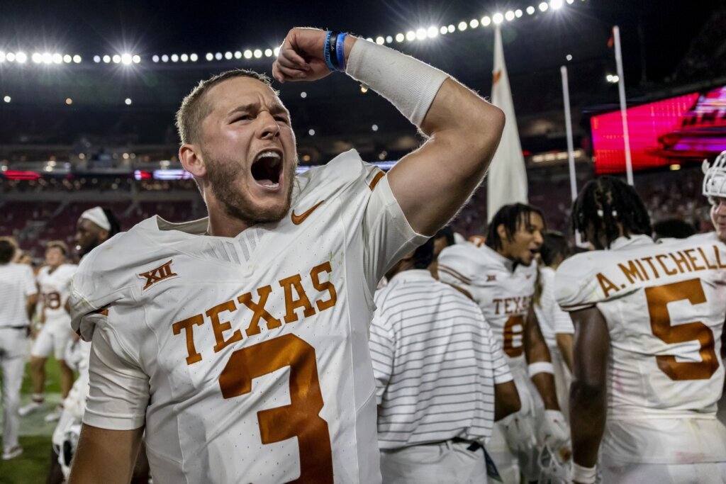 AP Top 25: Texas jumps to No. 4 after beating ‘Bama; Pac-12 sets conference high with 8 ranked teams