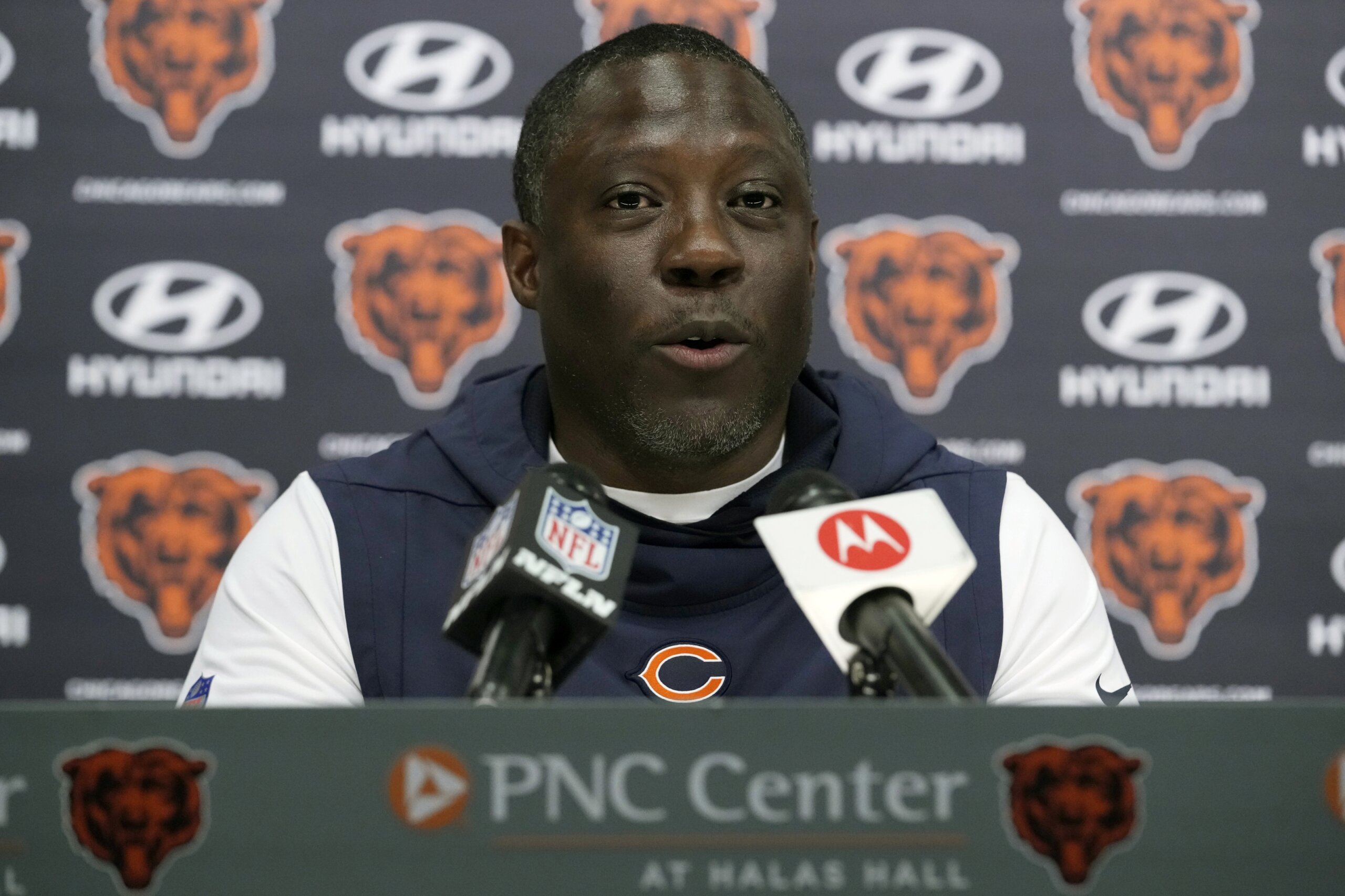 Bears defensive coordinator Alan Williams resigns, says he has to take ...