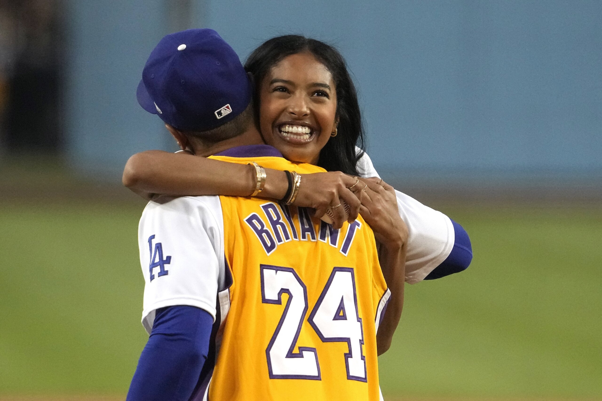 Kobe Bryant's daughter Natalia tosses first pitch on Lakers Night at Dodger  Stadium - WTOP News