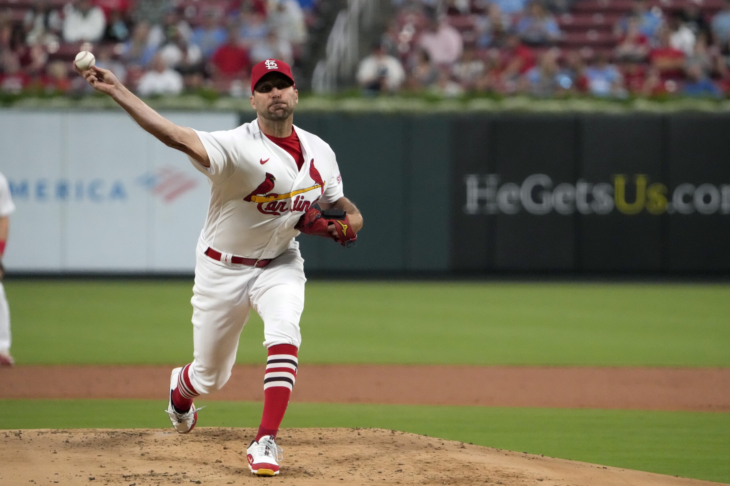 Adam Wainwright earns win No. 200: Cardinals veteran hits