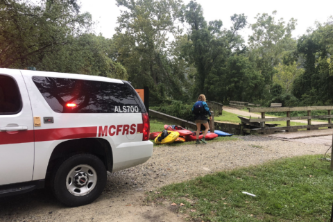 1 killed in kayaking incident along Potomac River, officials say