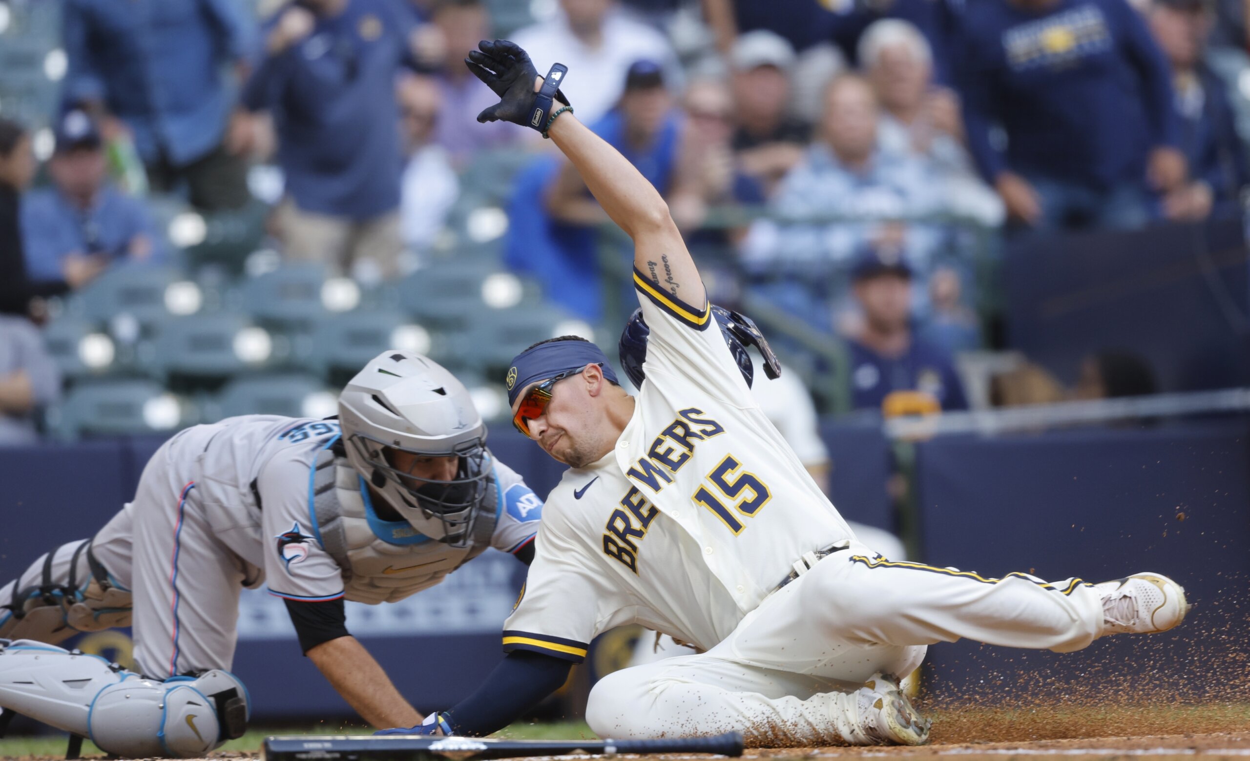 Melvin knew Brewers couldn't sign Fielder