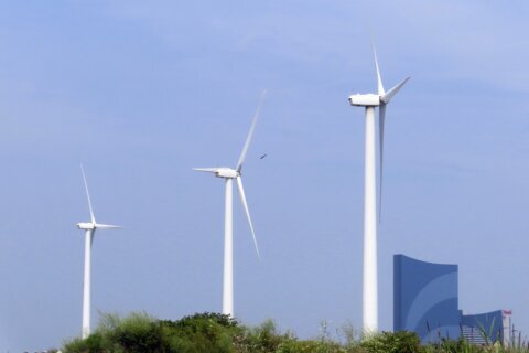 Offshore wind energy plans advance in New Jersey amid opposition