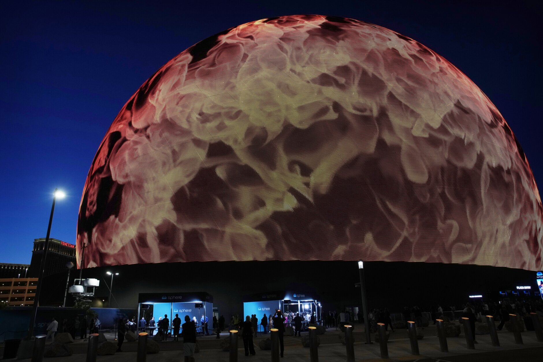 U2 concert uses stunning visuals to open massive Sphere venue in Las ...
