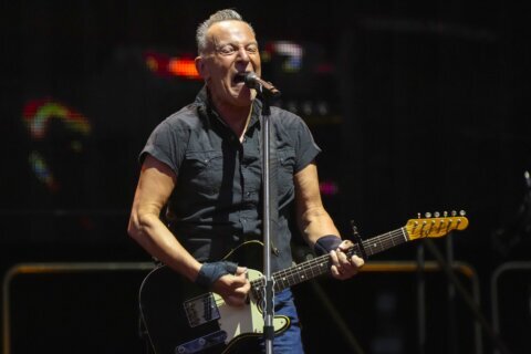 Bruce Springsteen has peptic ulcer disease. Doctors say it’s easily treated