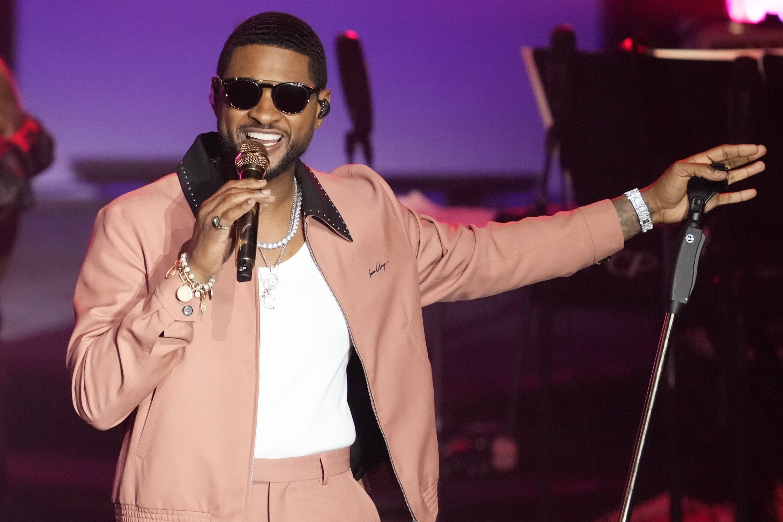 Usher to headline the 2024 Super Bowl halftime show in Las Vegas WTOP