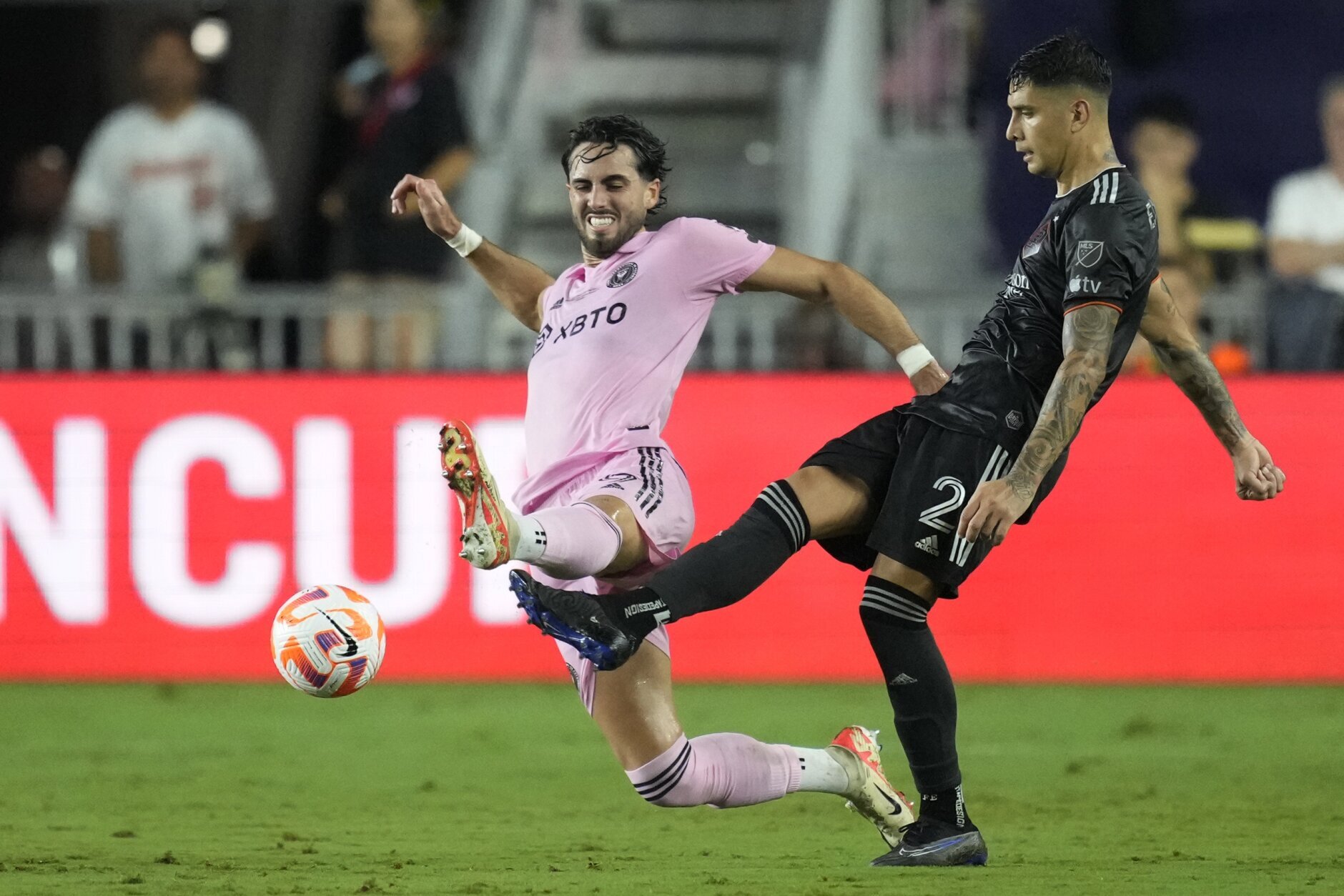 Without Lionel Messi, Inter Miami loses 2-1 to Houston in US Open Cup final  - WTOP News