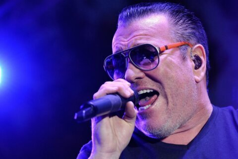 Smash Mouth original lead singer Steve Harwell is in hospice care, band manager says