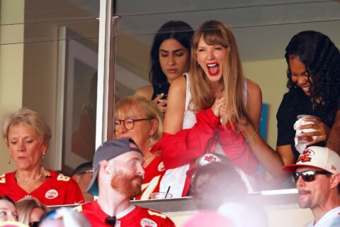 Taylor Swift’s attendance at Chiefs game brings a spike in Travis Kelce jersey sales