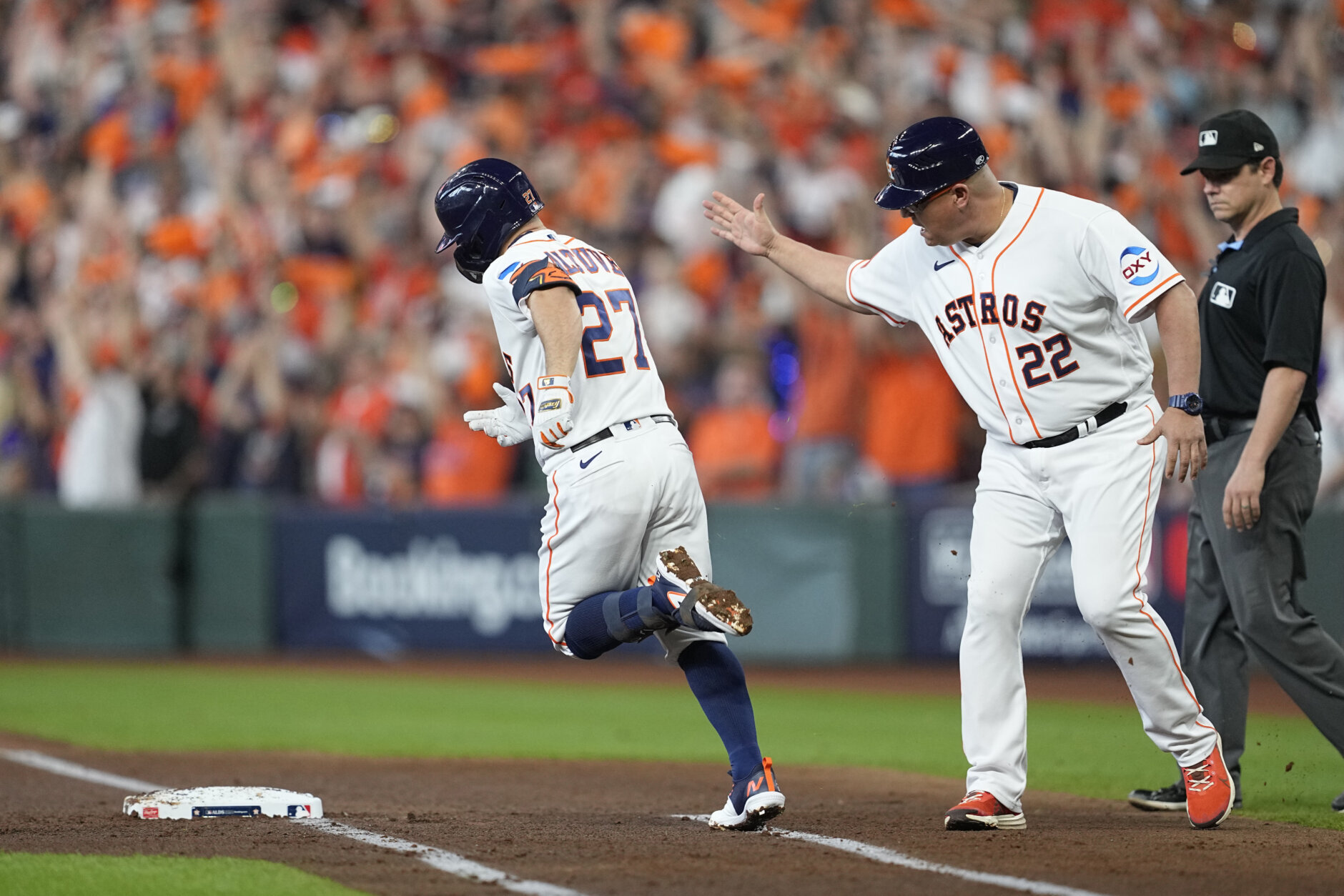 World Series: Wild home run facts from Astros' Game 2 win vs. Dodgers