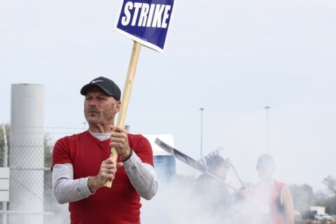 UAW and Stellantis reach tentative contract deal as union adds strike at Tennessee GM factory