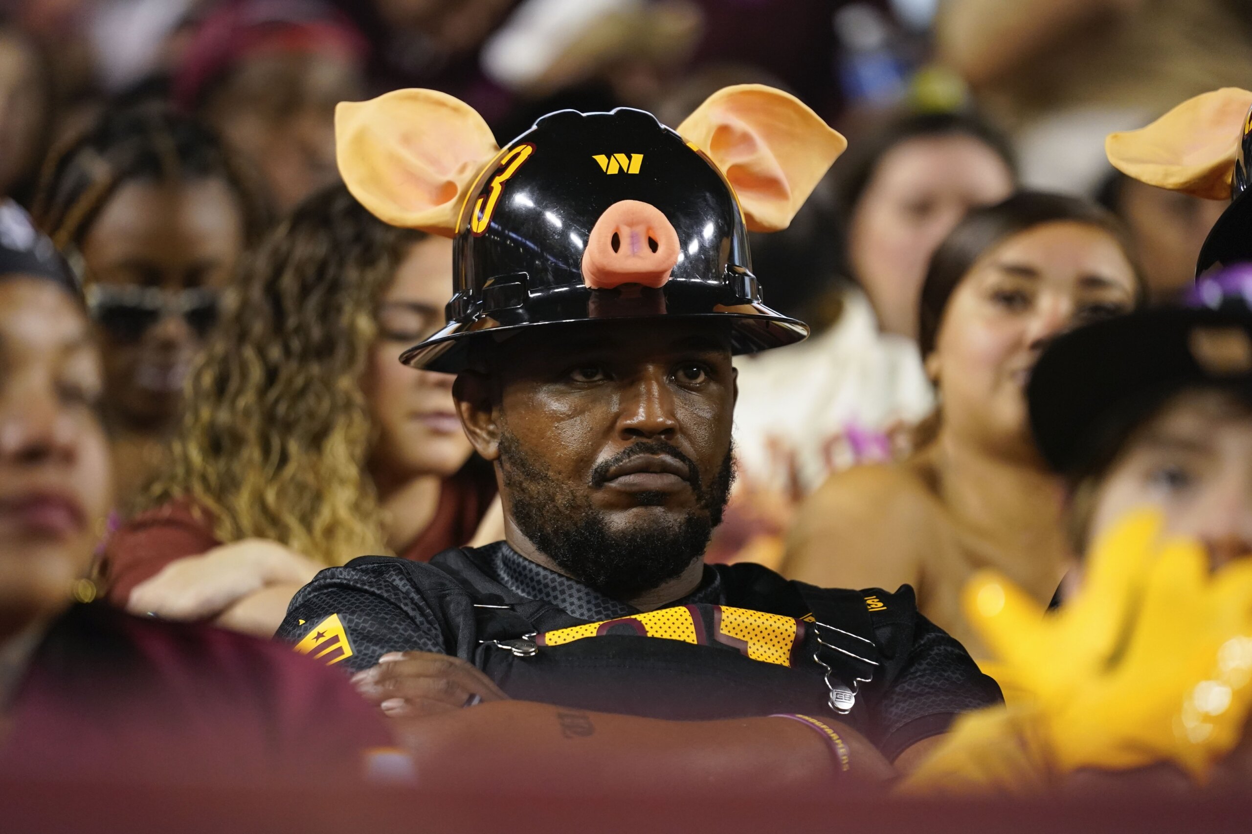 Chicago tailgaters go all out for Bears-Commanders Thursday night game