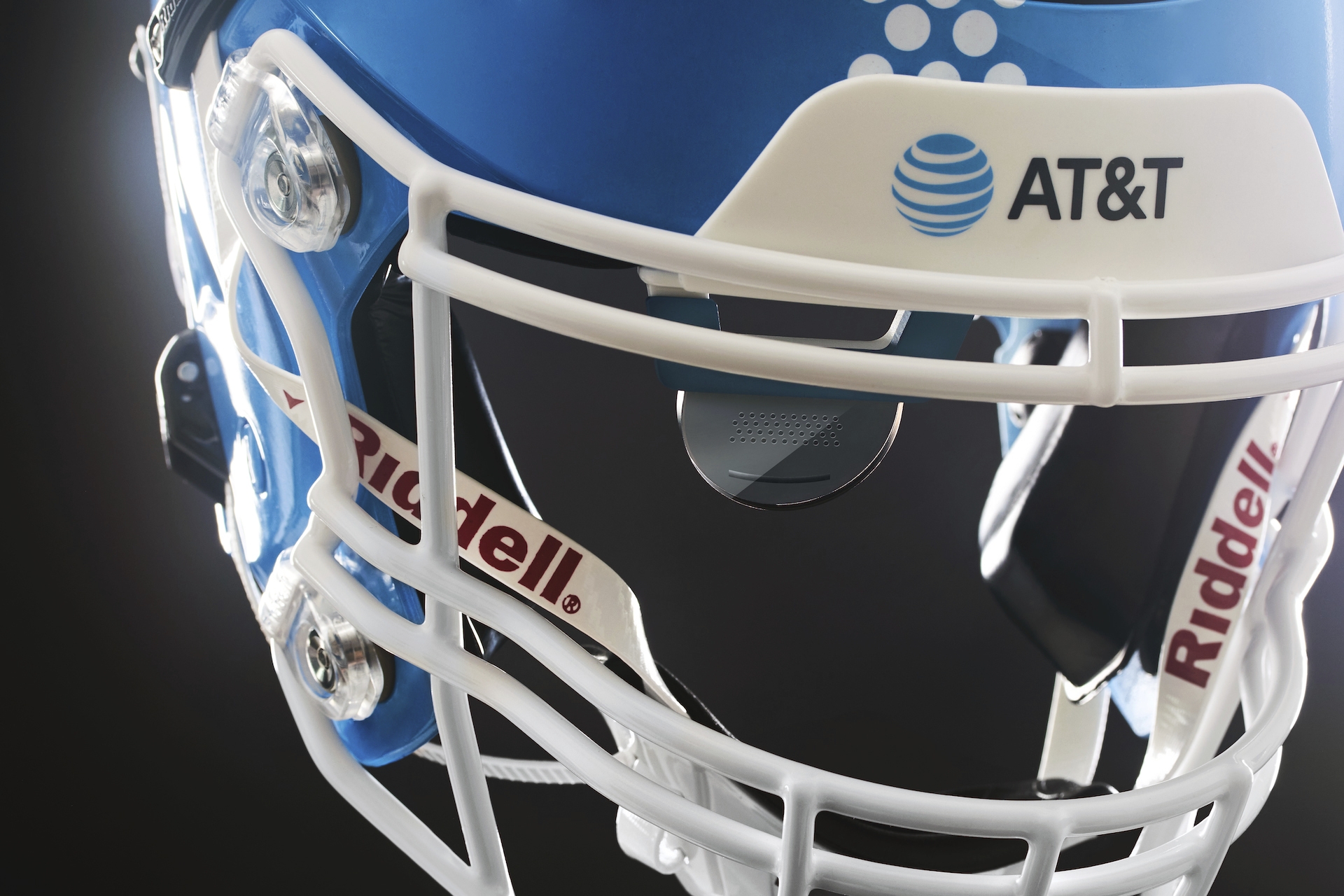 Quarterback-specific helmet to be available during 2023 NFL season