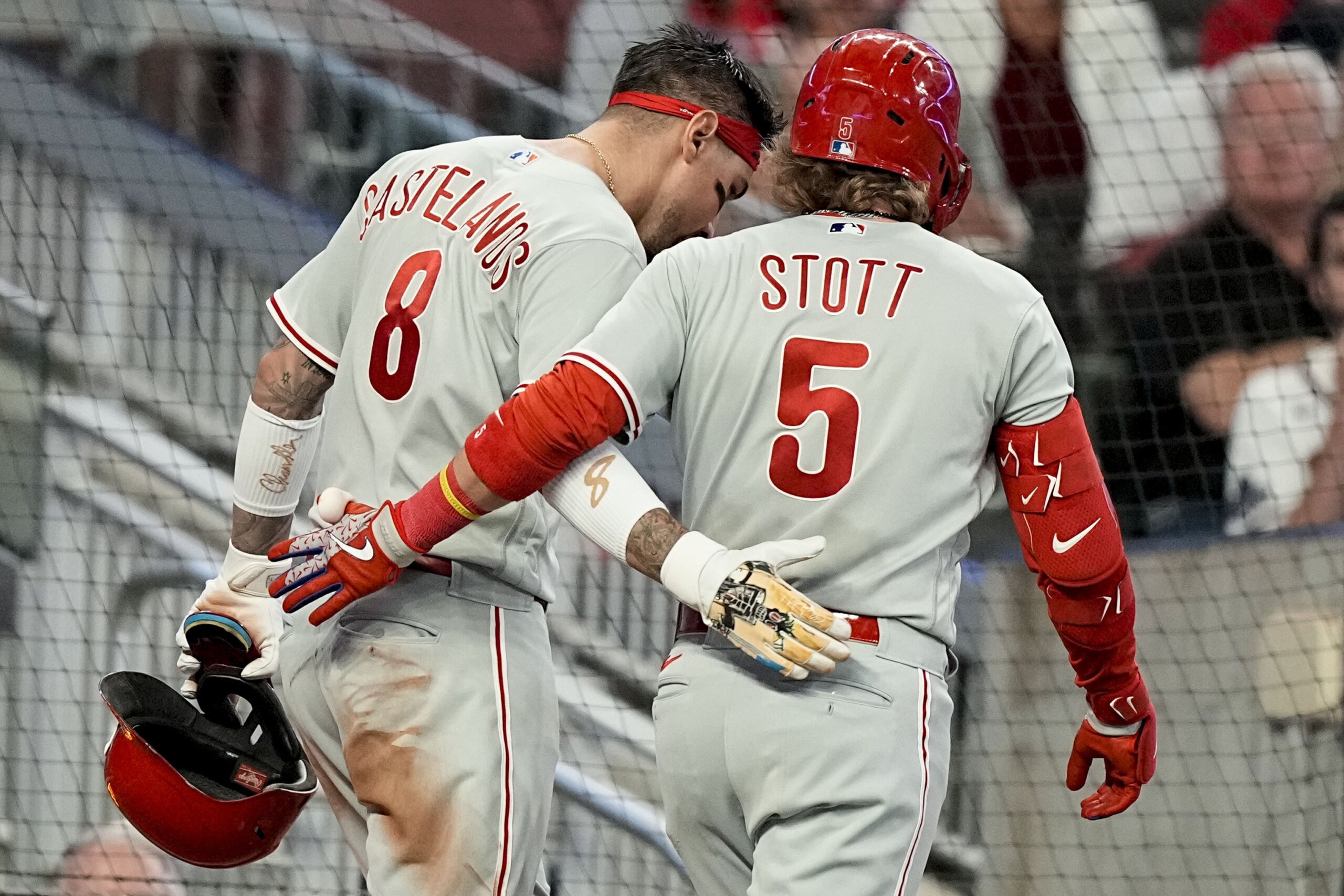 Here's the real reason Bryce Harper was using two hair dryers