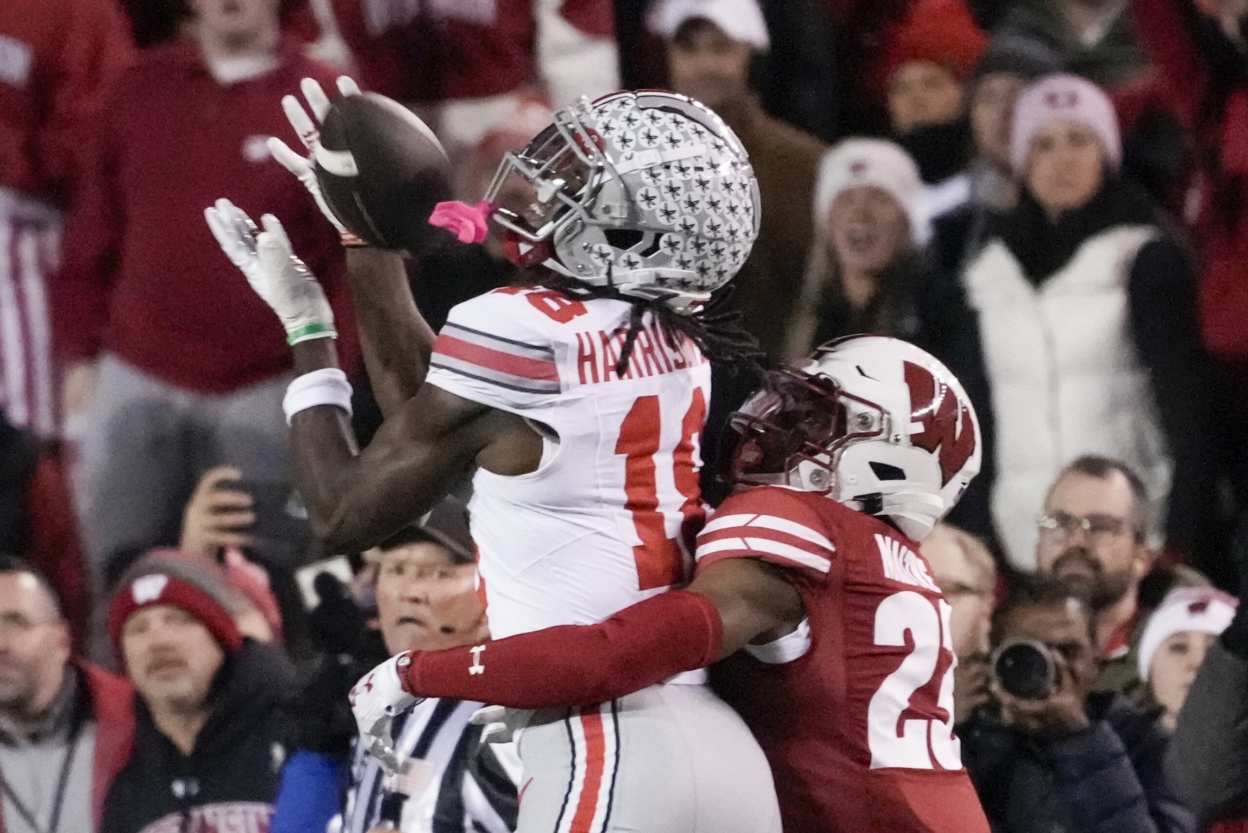 Harrison, Henderson lead unbeaten and No. 3-ranked Ohio State to 24-10 victory at Wisconsin