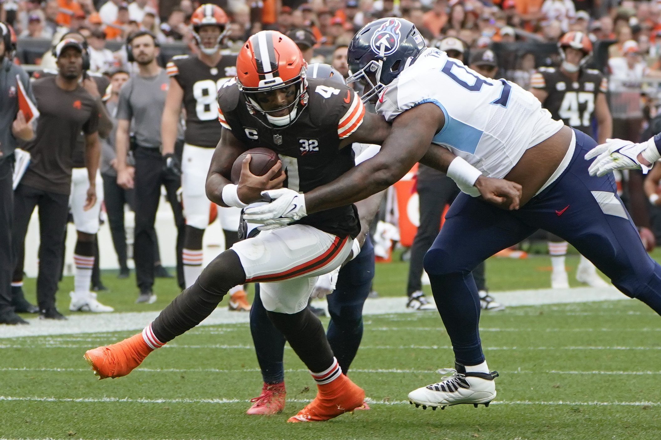 Browns' Deshaun Watson out vs. Ravens with shoulder injury