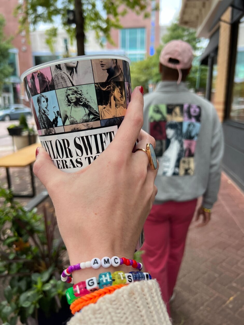 Friendship bracelets, Tay-gating: Inside Taylor Swift fans' plans ahead of  her closest concert to DC - WTOP News