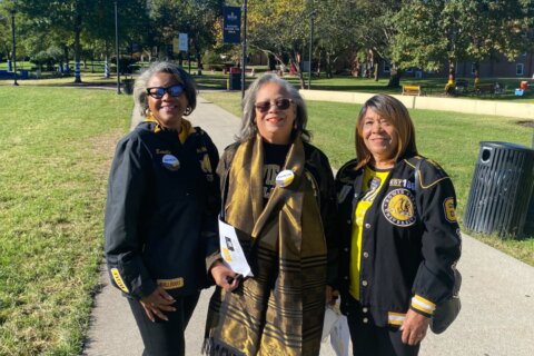 Dozens of ‘ambassadors’ help greet Bowie State students who returned to class after shooting