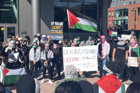 George Mason students gather in support of Palestinian statehood amid Israel-Hamas war