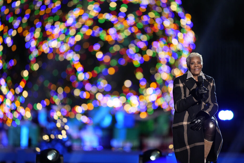 Biden lights the National Christmas Tree, taking his turn to bring holiday  spirit to Washington - WTOP News