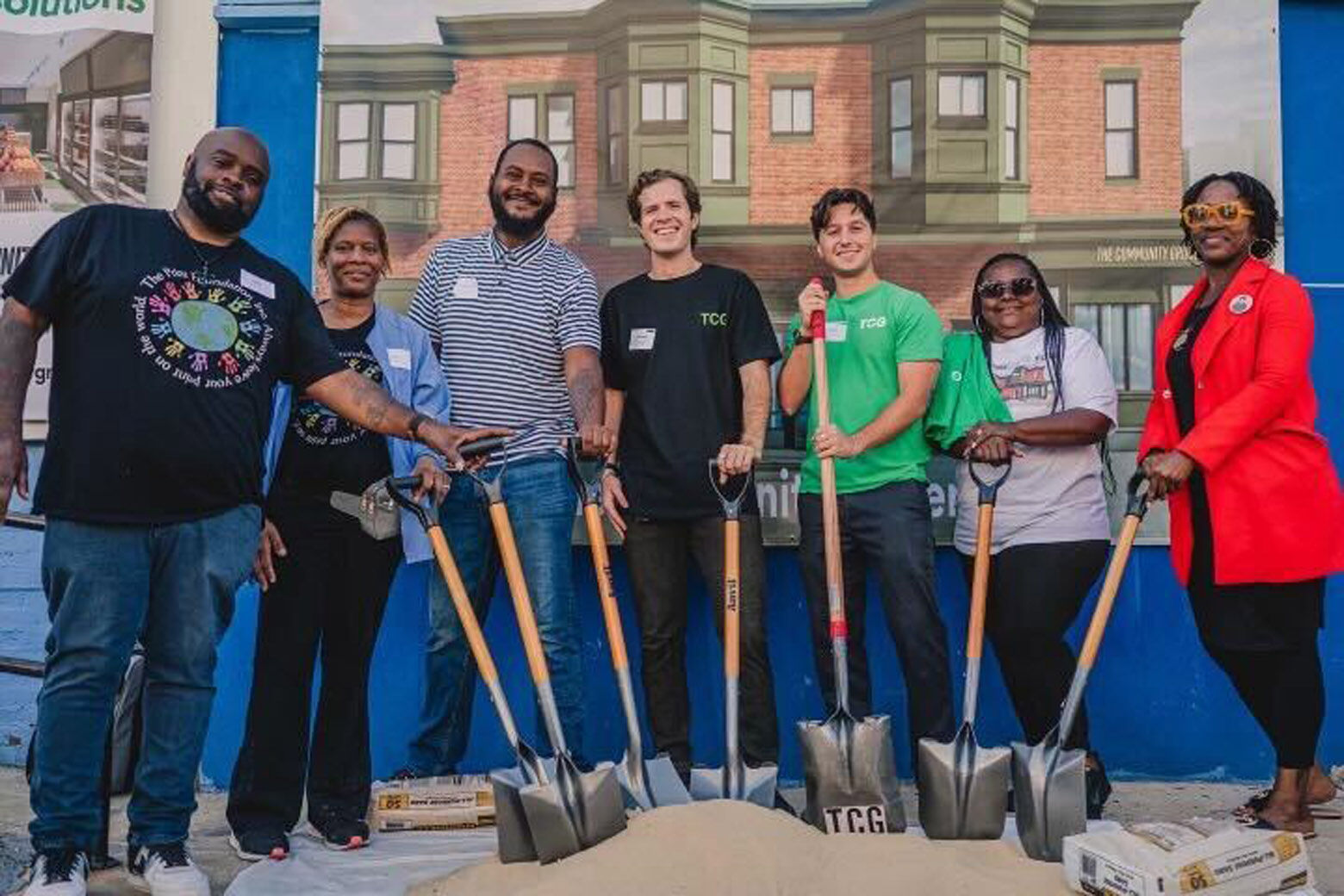 2 DC natives tackling food insecurity in Philadelphia with a new grocery store - WTOP News
