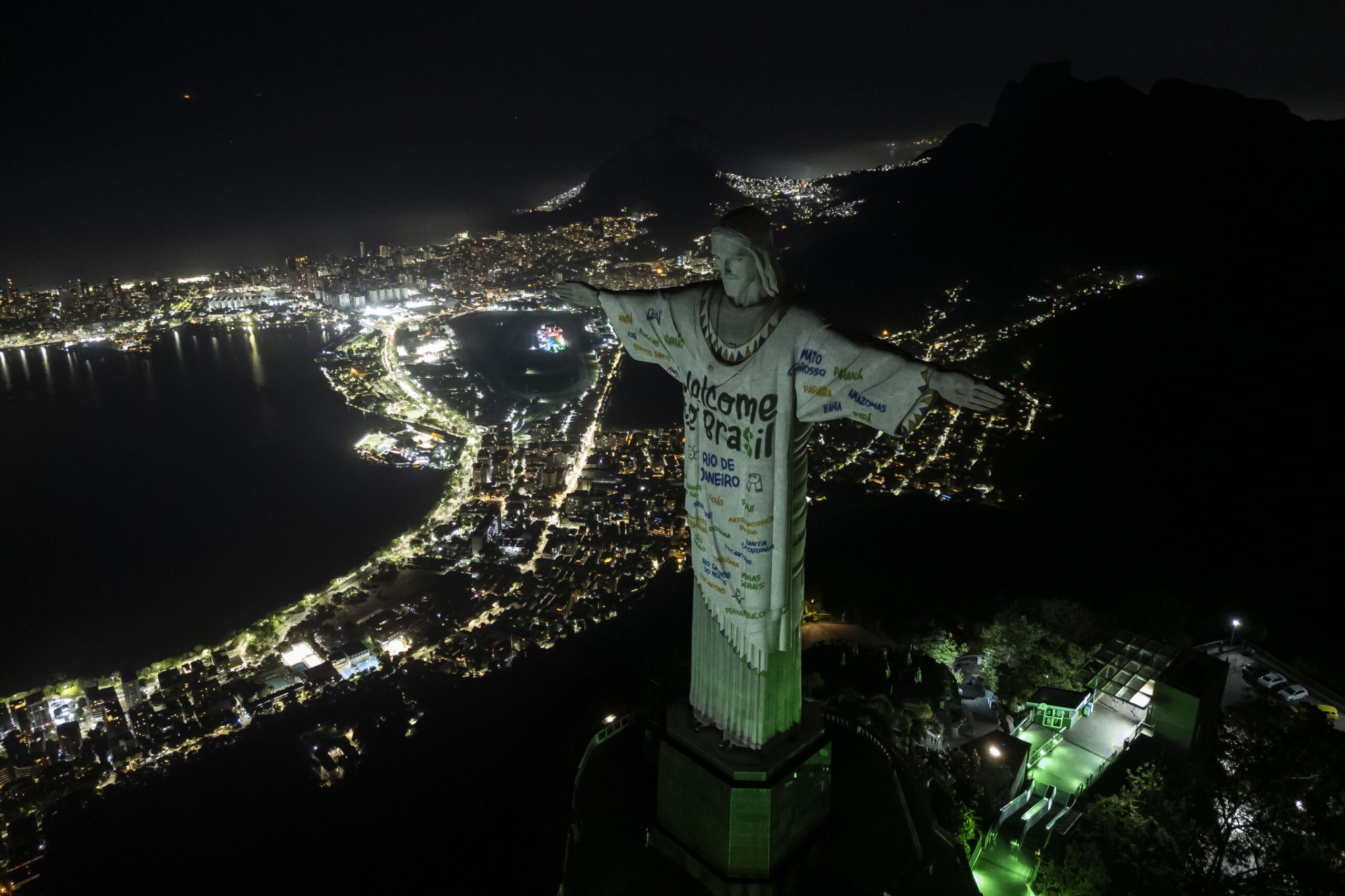 Rio's iconic Christ statue welcomes Taylor Swift with open arms