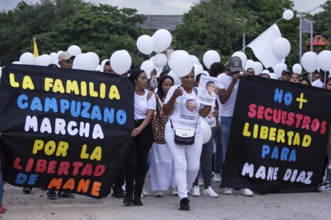 Colombia's government says ELN guerrillas kidnapped the father of Liverpool striker Luis Díaz