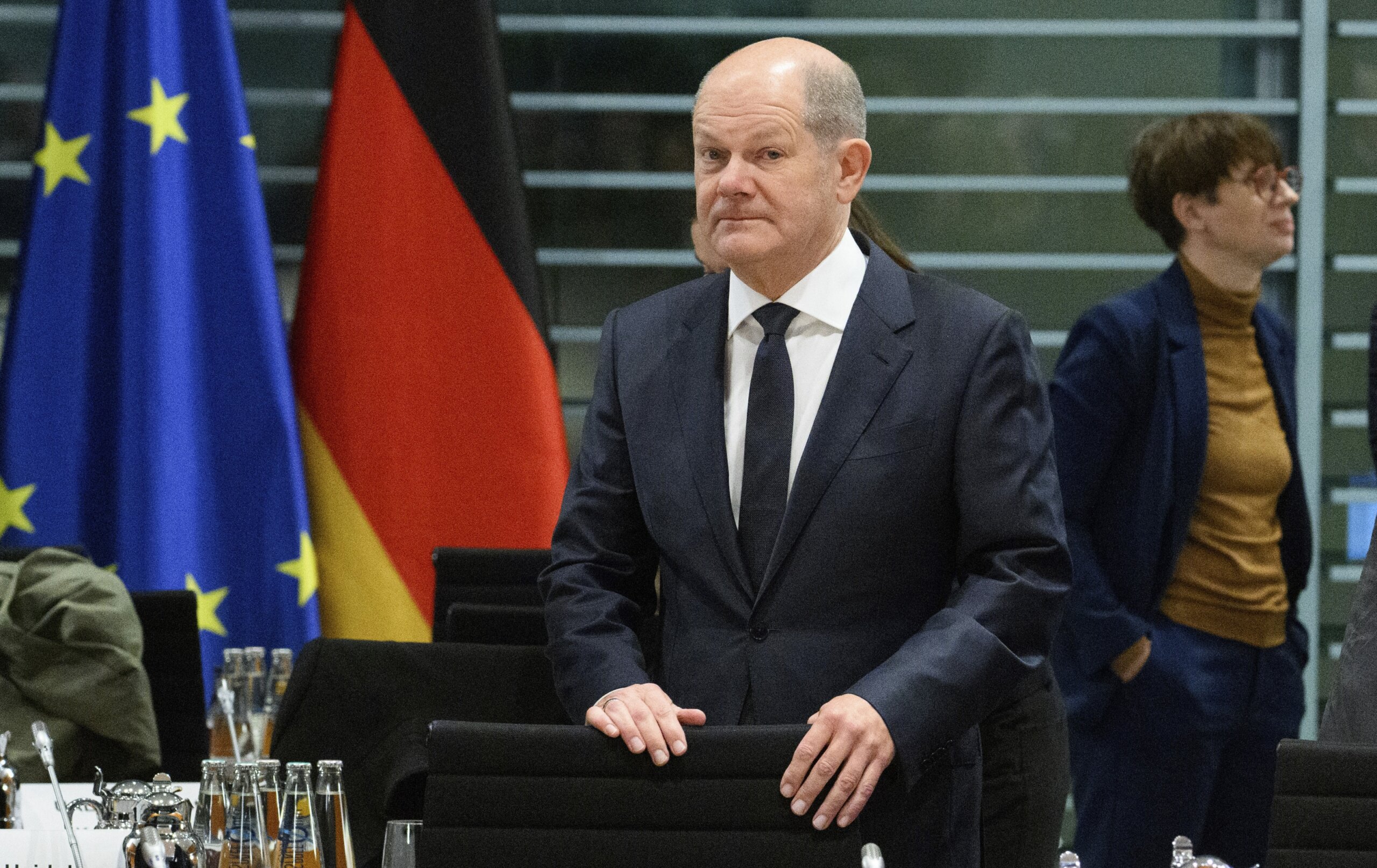 Chancellor Olaf Scholz And State Governors Agree On New Measures To ...