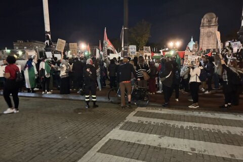Protest calling for cease-fire in Gaza disrupts service at DC’s Union Station