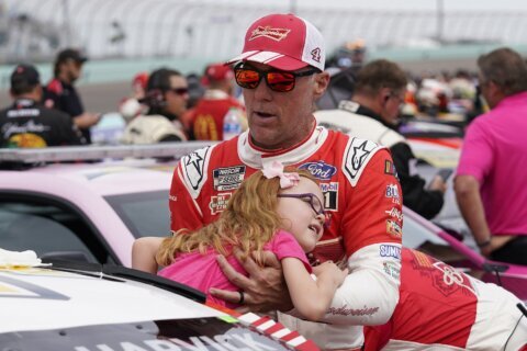 Kevin Harvick heads into final race of NASCAR career looking toward next phases of racing life