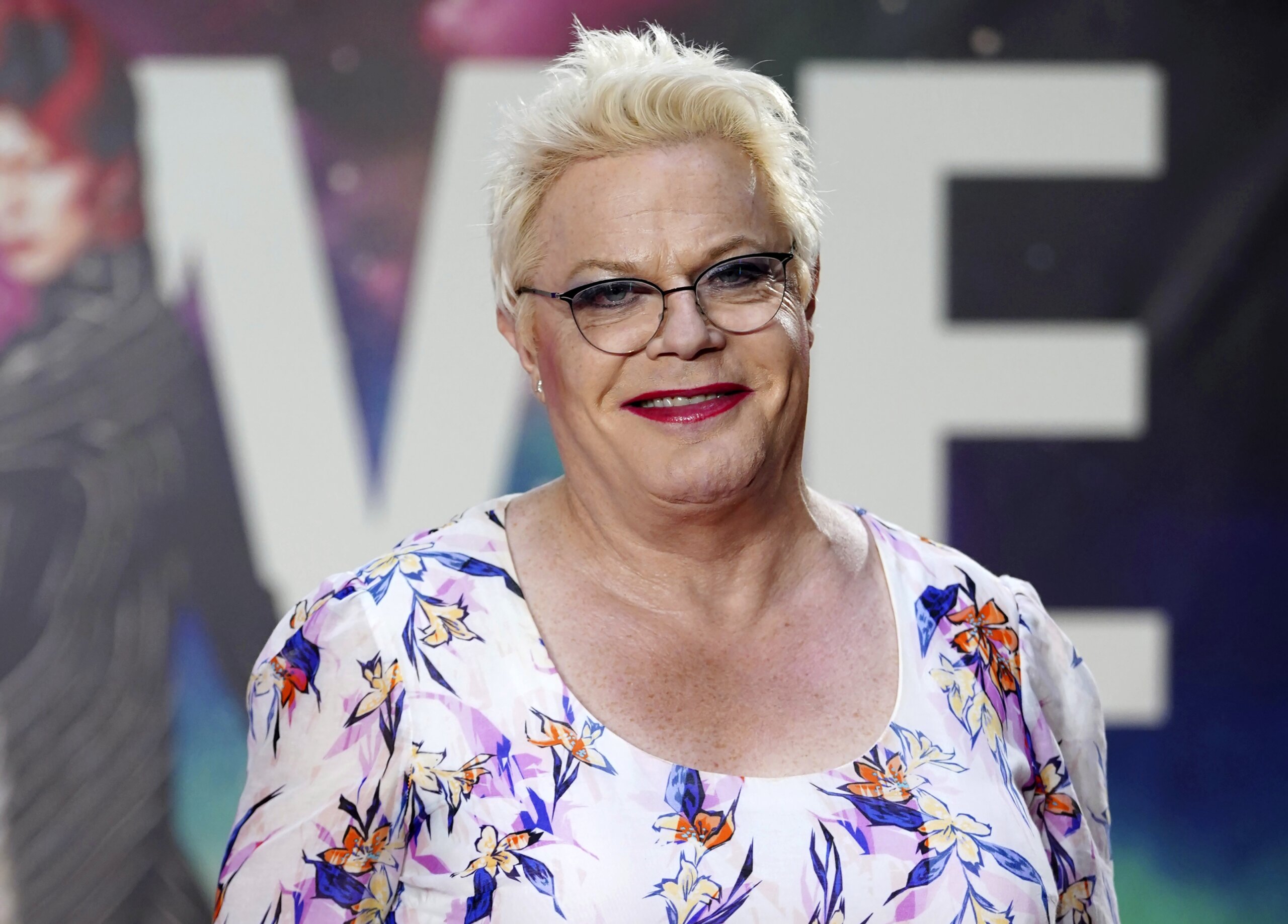 Eddie Izzard returns to New York for a version of Shakespeare’s ‘Hamlet