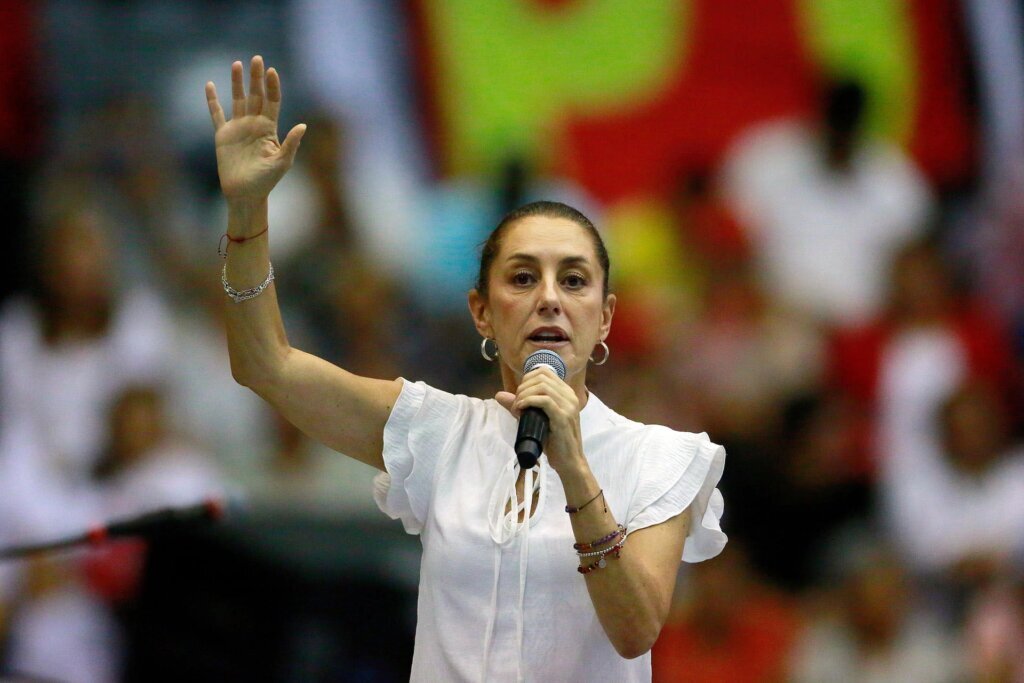 Se casa la candidata presidencial oficialista en México