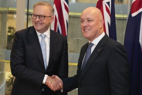 Australia and New Zealand leaders seek closer defense ties