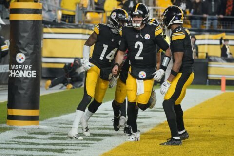 Rudolph hits Pickens for 2 long touchdowns, Steelers end 3-game skid with 34-11 win over Bengals