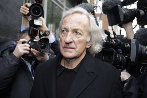 John Pilger, Australia-born journalist and filmmaker known for covering Cambodia, dies at 84